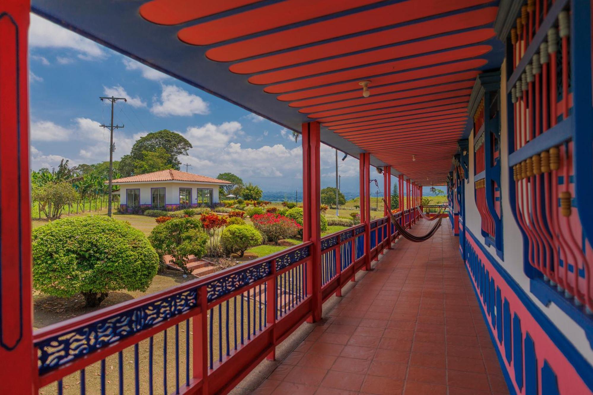 Hotel Arrayanes Del Quindio Монтенегро Экстерьер фото