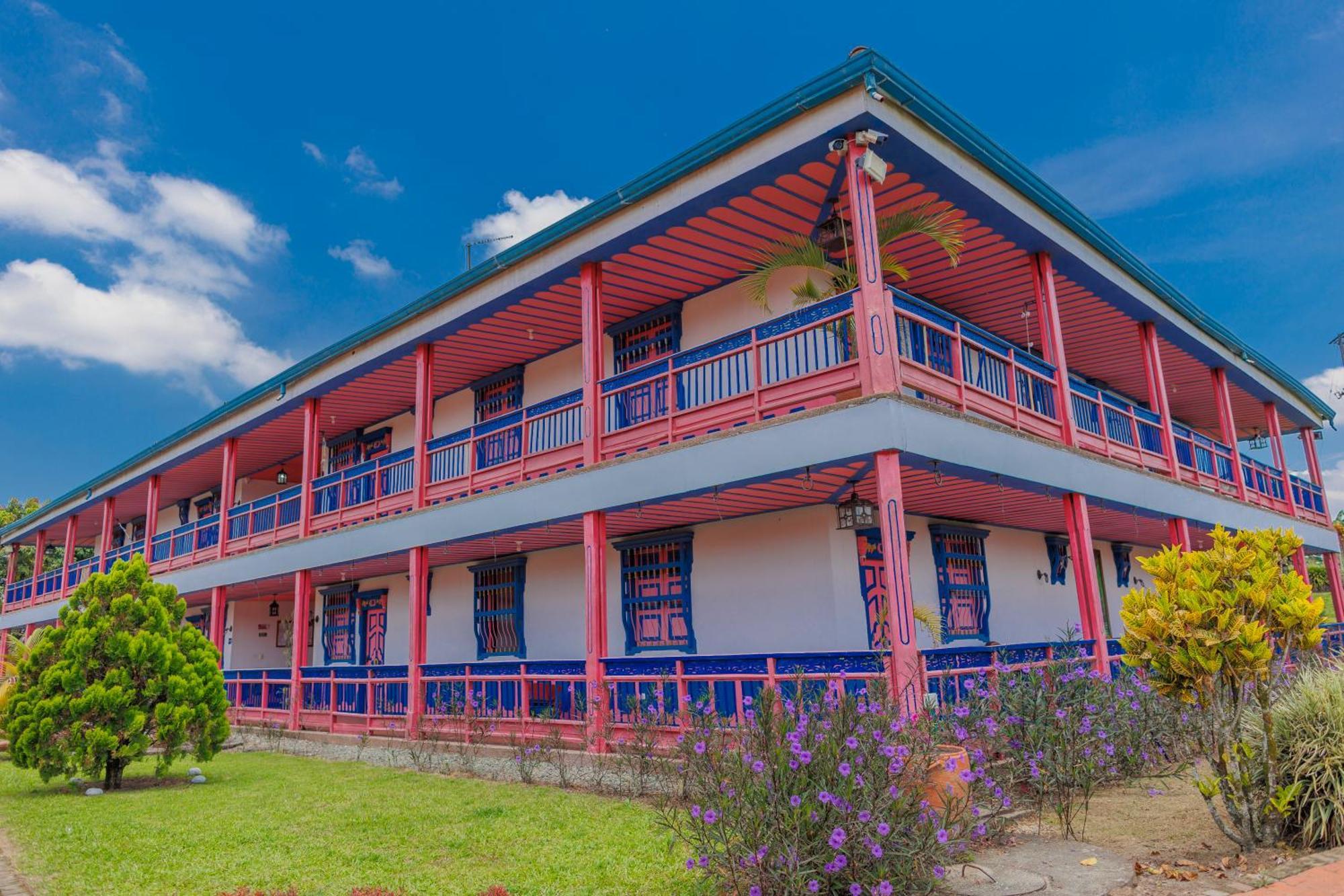 Hotel Arrayanes Del Quindio Монтенегро Экстерьер фото