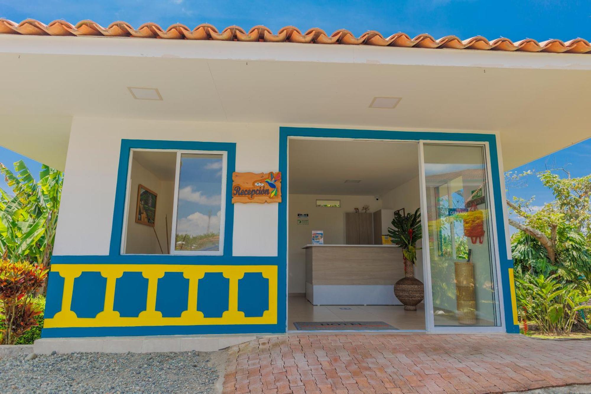 Hotel Arrayanes Del Quindio Монтенегро Экстерьер фото